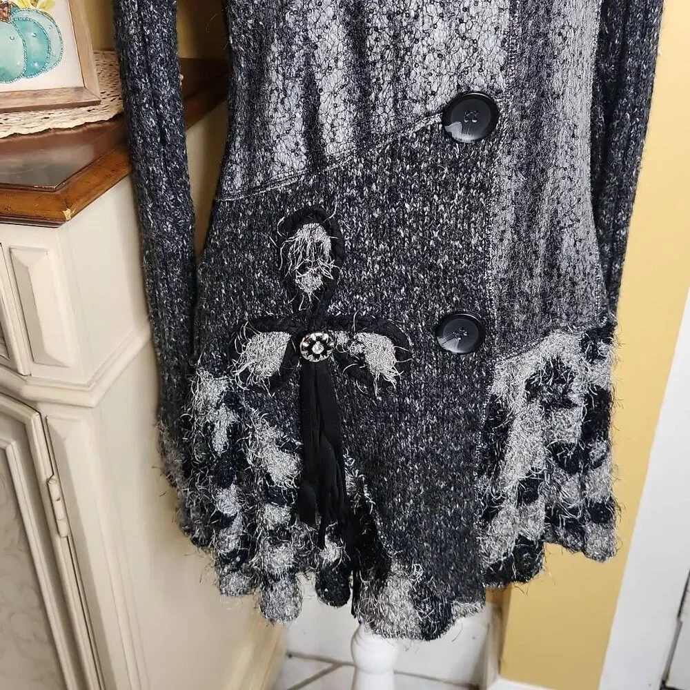 Sold Out - Picture 3 of 10